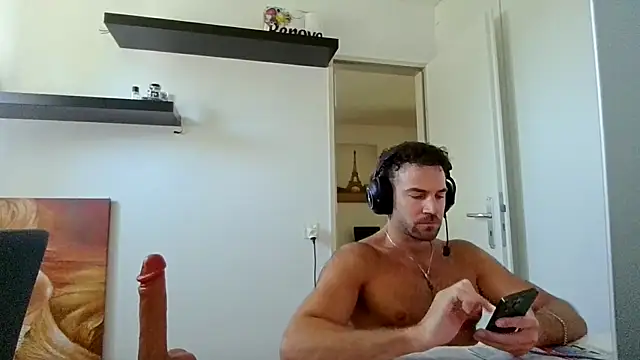 alpha-hunk online show from May 22, 2026, 9:29 am