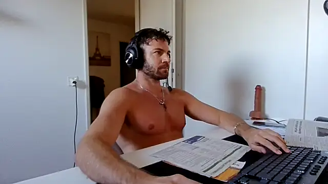 alpha-hunk online show from March 10, 2026, 1:48 pm