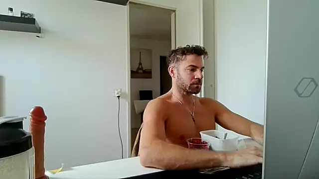 alpha-hunk online show from May 31, 2026, 8:20 am