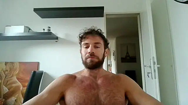 alpha-hunk online show from October 17, 2025, 2:19 pm