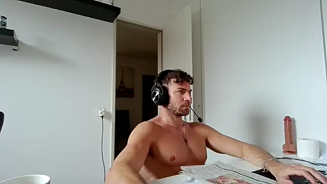 alpha-hunk online show from April 13, 2026, 11:36 am