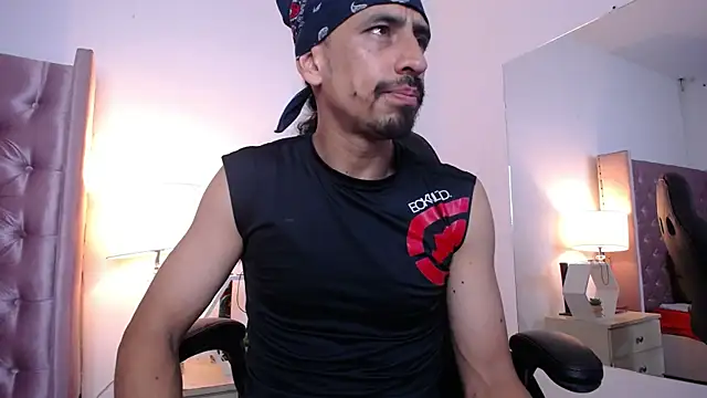 Sr Magnus  online show from October 20, 2025, 6:37 am