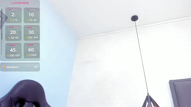 MAYROBERTSS online show from March 13, 2025, 10:32 pm