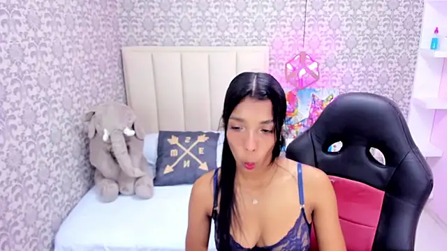 MAYROBERTSS online show from February 27, 2025, 3:51 am