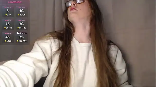 BustyBonnieUK online show from January 6, 2026, 10:58 pm