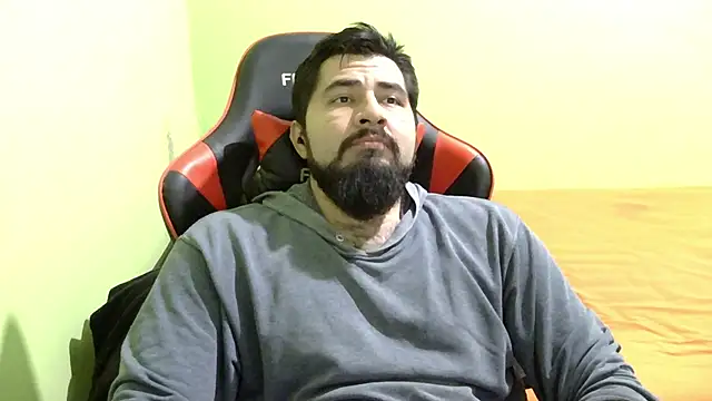 Snapshot of david_delz chatting on December 2, 2024, 5:54 am david delz online show from December 2, 2024, 5:54 am