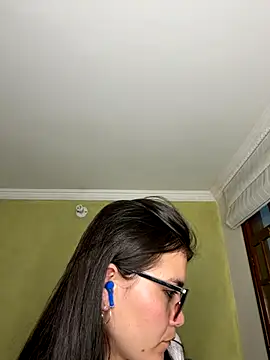 aurora divine online show from September 18, 2025, 10:46 pm