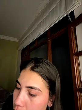 aurora divine online show from October 8, 2025, 11:05 pm