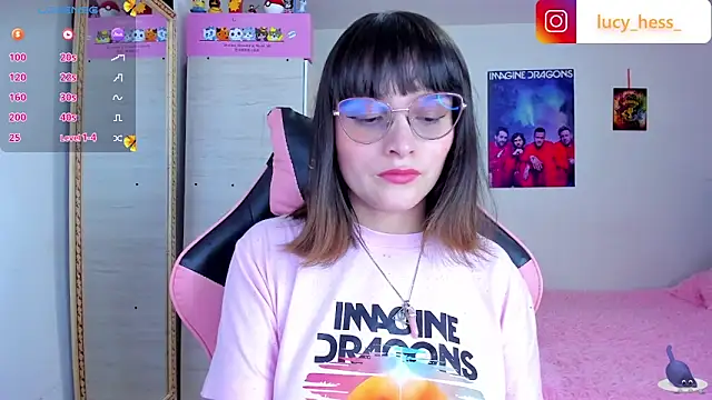 Snapshot of Lucyy-hess chatting on December 19, 2025, 9:06 pm Lucyy-hess online show from December 19, 2025, 9:06 pm