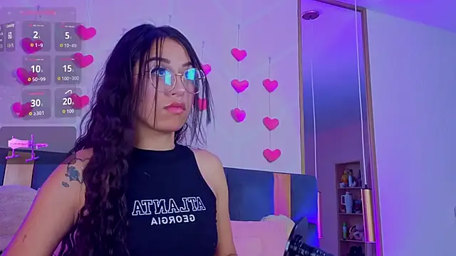 MadyJackson online show from April 3, 2026, 12:55 pm