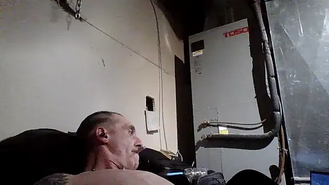 Snapshot of CandiedPompano chatting on October 21, 2025, 4:01 am CandiedPompano online show from October 21, 2025, 4:01 am