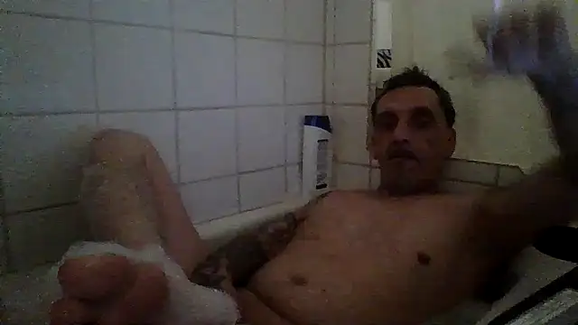 Snapshot of CandiedPompano chatting on June 30, 2026, 9:15 pm CandiedPompano online show from June 30, 2026, 9:15 pm