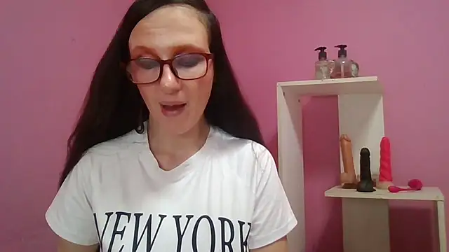 LolaBoobs online show from May 10, 2026, 7:34 am