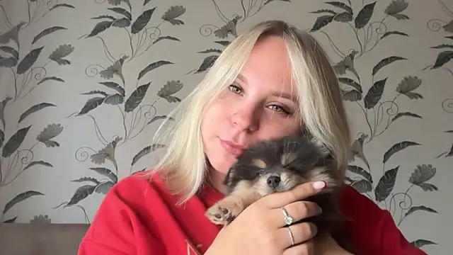 Thalia  Star online show from October 1, 2025, 9:58 am