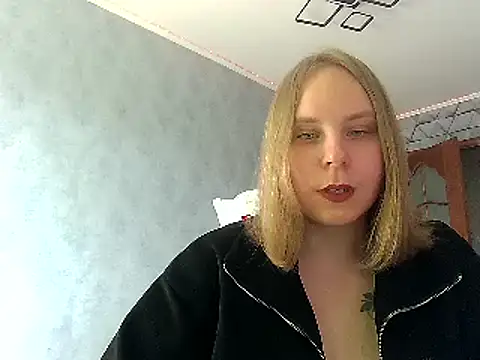 Thalia  Star online show from March 21, 2025, 9:56 am