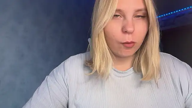 Thalia  Star online show from October 17, 2025, 12:29 pm