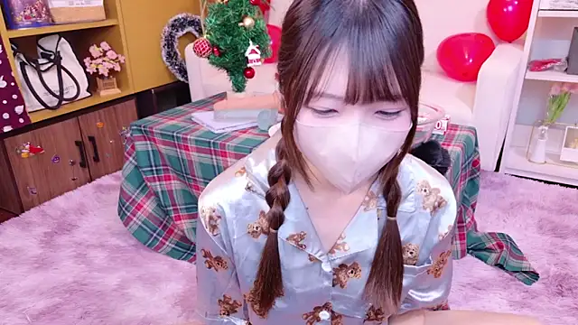 Snapshot of Naachan_-sub- chatting on February 13, 2025, 11:50 am Naachan -sub- online show from February 13, 2025, 11:50 am