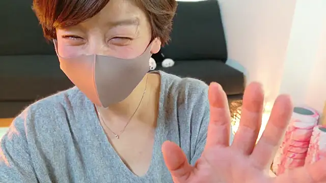 Snapshot of Risa_06 chatting on January 25, 2025, 1:19 pm Risa 06 online show from January 25, 2025, 1:19 pm