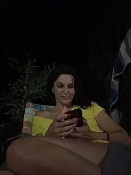 Snapshot of -OLYA- chatting on October 14, 2025, 9:47 pm -OLYA- online show from October 14, 2025, 9:47 pm