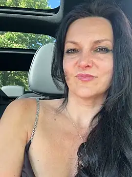 -OLYA- online show from May 14, 2026, 2:25 pm
