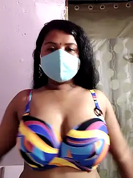 Snapshot of Dr_Chhaya chatting on April 28, 2026, 4:39 am Dr Chhaya online show from April 28, 2026, 4:39 am