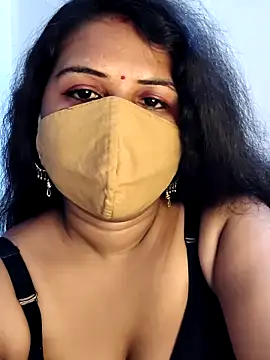 Snapshot of Dr_Chhaya chatting on April 27, 2026, 5:00 pm Dr Chhaya online show from April 27, 2026, 5:00 pm