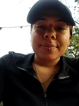 Snapshot of Caro_kitty- chatting on February 25, 2025, 11:32 am Caro kitty- online show from February 25, 2025, 11:32 am