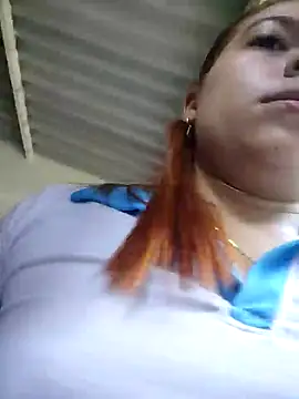 Snapshot of Caro_kitty- chatting on February 7, 2025, 12:06 pm Caro kitty- online show from February 7, 2025, 12:06 pm