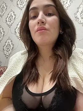 StormBeverly online show from February 24, 2026, 9:43 am