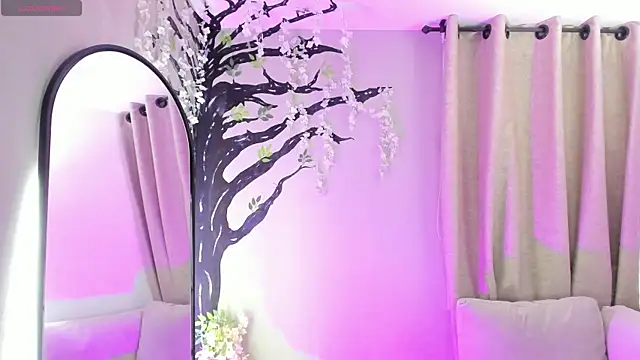 ebbafernandez  online show from January 10, 2026, 11:38 am