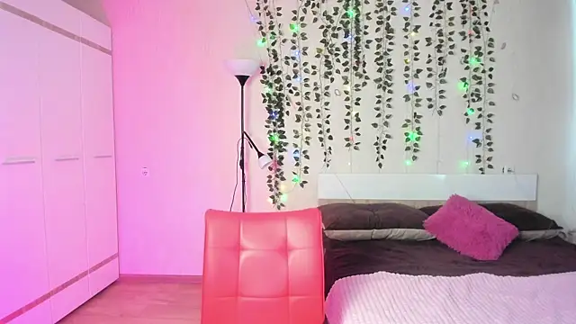 Snapshot of Miss_Elsa_ chatting on September 29, 2025, 7:37 am Miss Elsa online show from September 29, 2025, 7:37 am