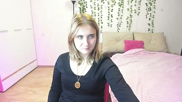 Snapshot of Miss_Elsa_ chatting on October 2, 2025, 1:14 pm Miss Elsa online show from October 2, 2025, 1:14 pm