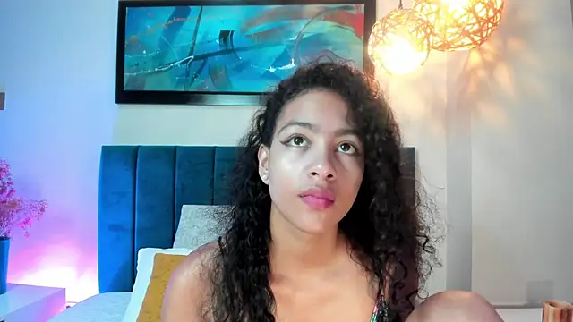 AntonellaHall  online show from December 17, 2025, 11:59 am