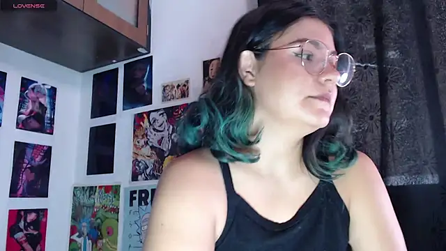 Snapshot of gigiqueen_18 chatting on June 5, 2026, 8:25 pm gigiqueen 18 online show from June 5, 2026, 8:25 pm