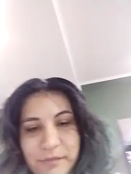 Snapshot of gigiqueen_18 chatting on March 18, 2026, 2:30 pm gigiqueen 18 online show from March 18, 2026, 2:30 pm