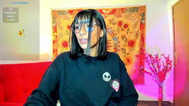 Snapshot of Demeter__ chatting on October 24, 2025, 1:37 am Demeter online show from October 24, 2025, 1:37 am