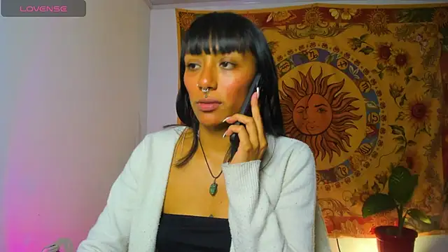 Snapshot of Demeter__ chatting on May 3, 2026, 11:19 pm Demeter online show from May 3, 2026, 11:19 pm