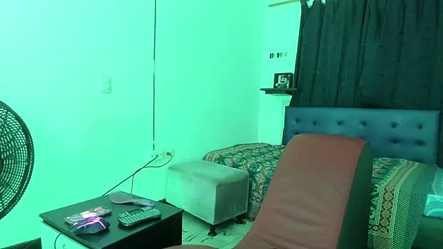 Camila TransGirl online show from February 28, 2025, 7:15 am