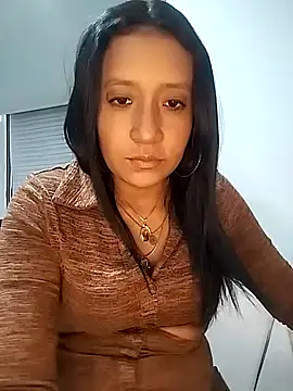 cami victoria online show from January 5, 2026, 6:44 pm