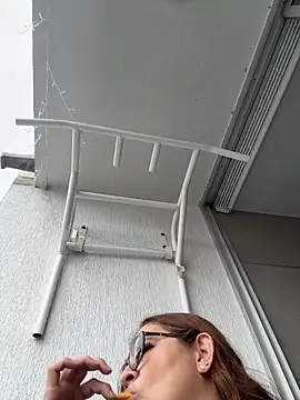 Snapshot of AntonellaAlondra4 chatting on April 1, 2026, 10:39 pm AntonellaAlondra4 online show from April 1, 2026, 10:39 pm