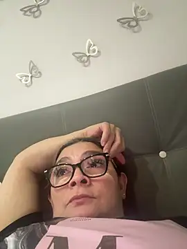 Snapshot of AntonellaAlondra4 chatting on May 31, 2026, 9:04 pm AntonellaAlondra4 online show from May 31, 2026, 9:04 pm