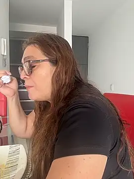 Snapshot of AntonellaAlondra4 chatting on March 23, 2026, 2:17 pm AntonellaAlondra4 online show from March 23, 2026, 2:17 pm