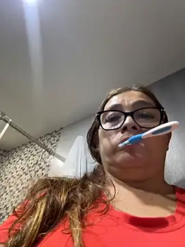 Snapshot of AntonellaAlondra4 chatting on March 17, 2026, 2:42 pm AntonellaAlondra4 online show from March 17, 2026, 2:42 pm