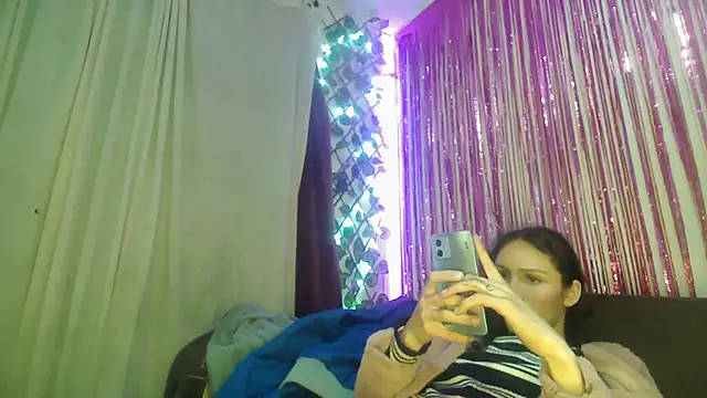 Snapshot of princesskitty111 chatting on October 27, 2025, 8:26 am princesskitty111 online show from October 27, 2025, 8:26 am