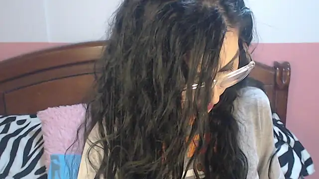 Snapshot of Ary_z chatting on March 31, 2026, 1:07 am Ary z online show from March 31, 2026, 1:07 am