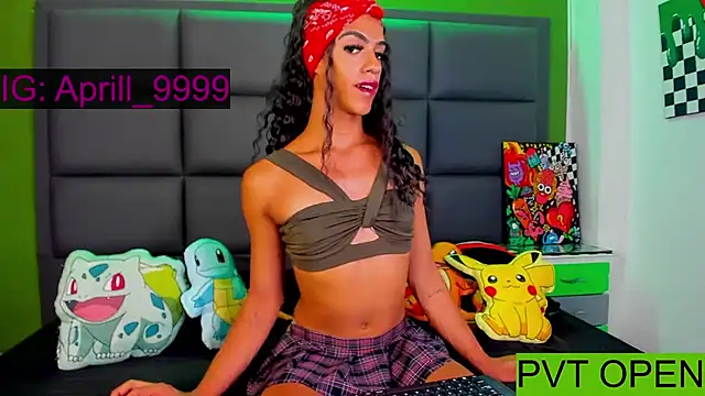 APRILL FOXX online show from November 18, 2025, 3:15 pm