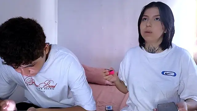 kitty of nighttt online show from February 4, 2026, 7:09 pm