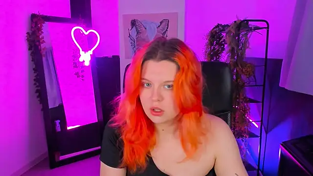 Snapshot of NielletaBlossom chatting on March 3, 2025, 5:05 am NielletaBlossom online show from March 3, 2025, 5:05 am