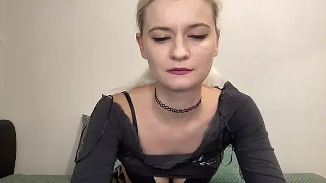 Snapshot of Onika_Love chatting on November 23, 2025, 12:53 am Onika Love online show from November 23, 2025, 12:53 am