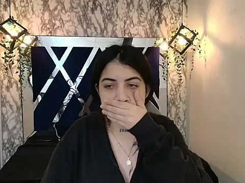 Violet m online show from November 4, 2025, 11:58 am